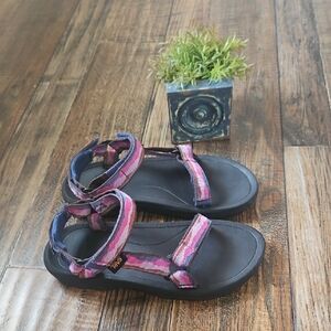 Teva‎ Kids Pink and Blue Outfoor Sandals. Size 3
